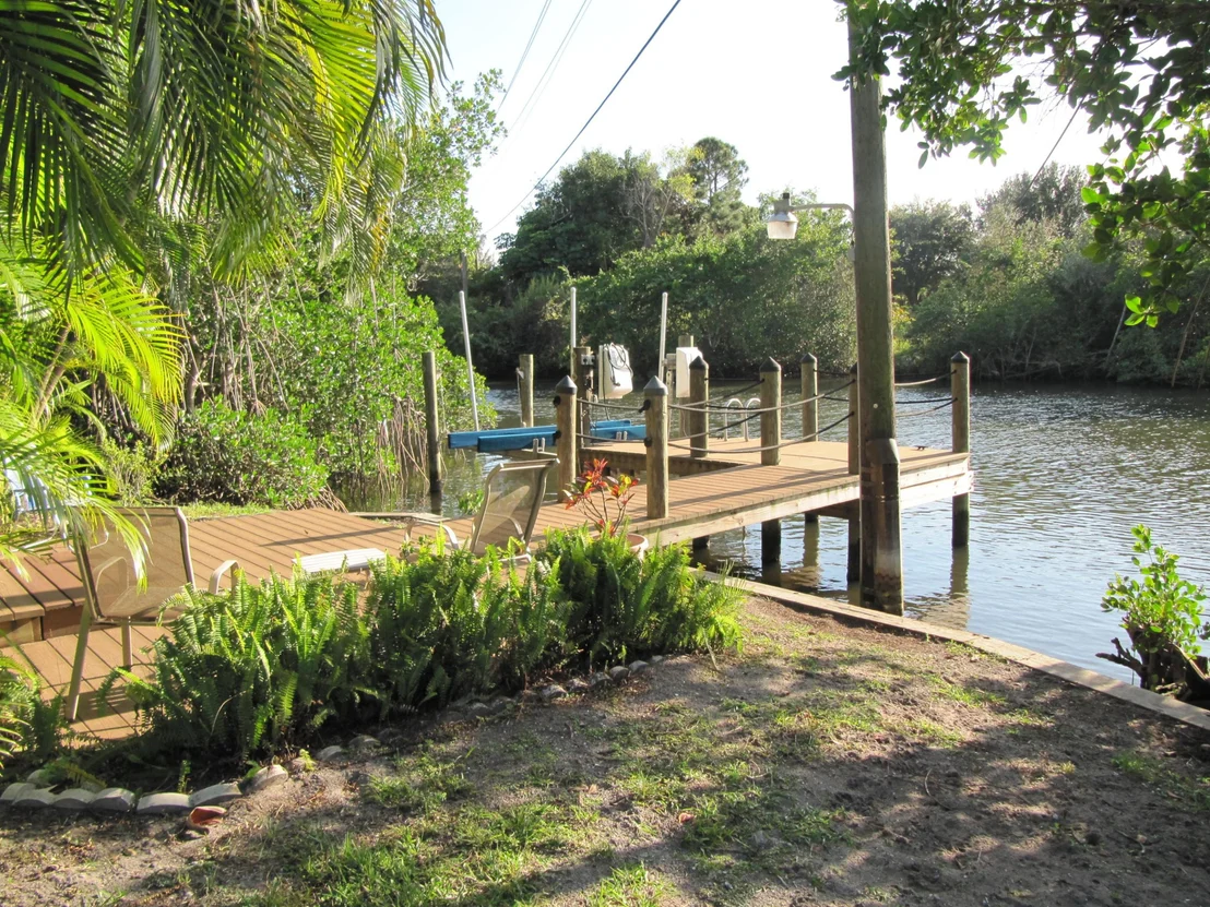 Photo of 1260 Holly Cove Drive