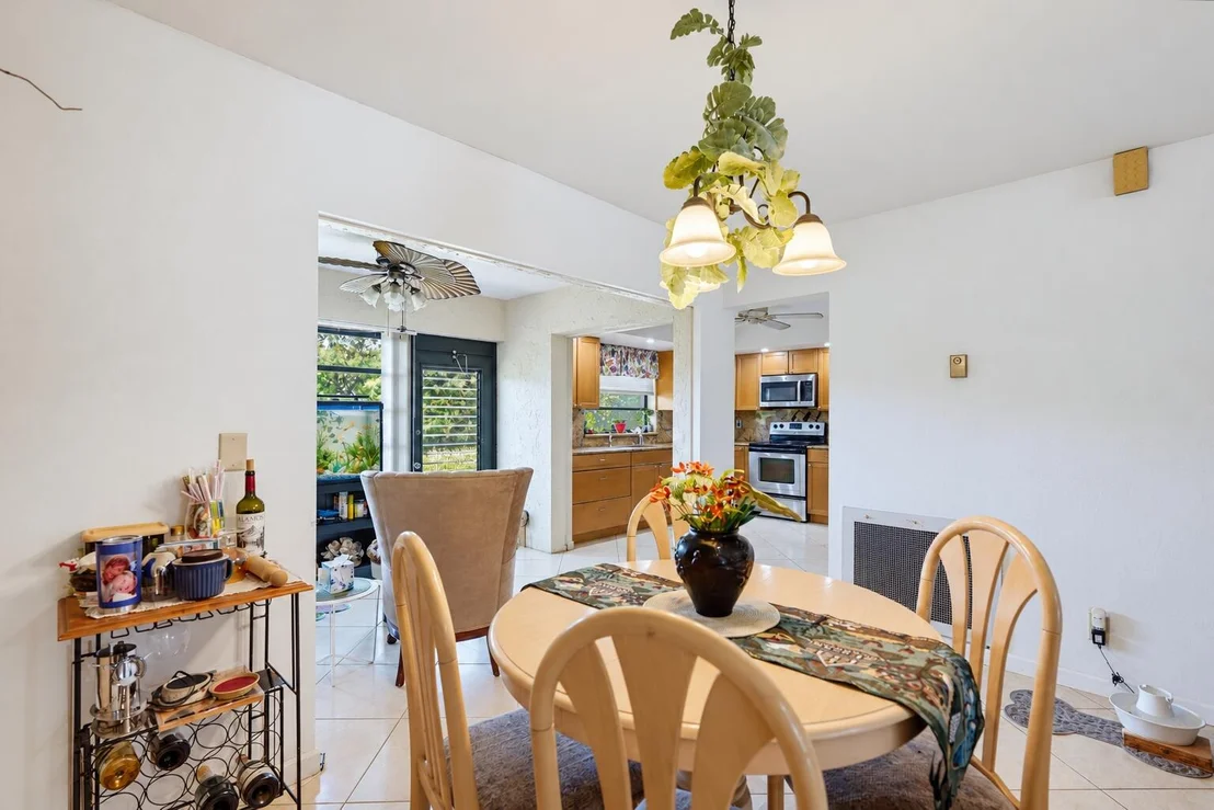 Photo of Unit A at 4696 Greentree Path