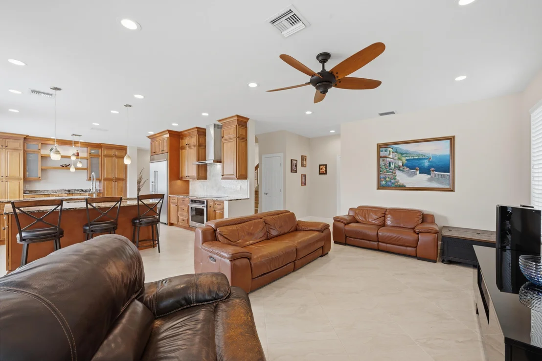 Photo of 10592 PLAINVIEW Circle