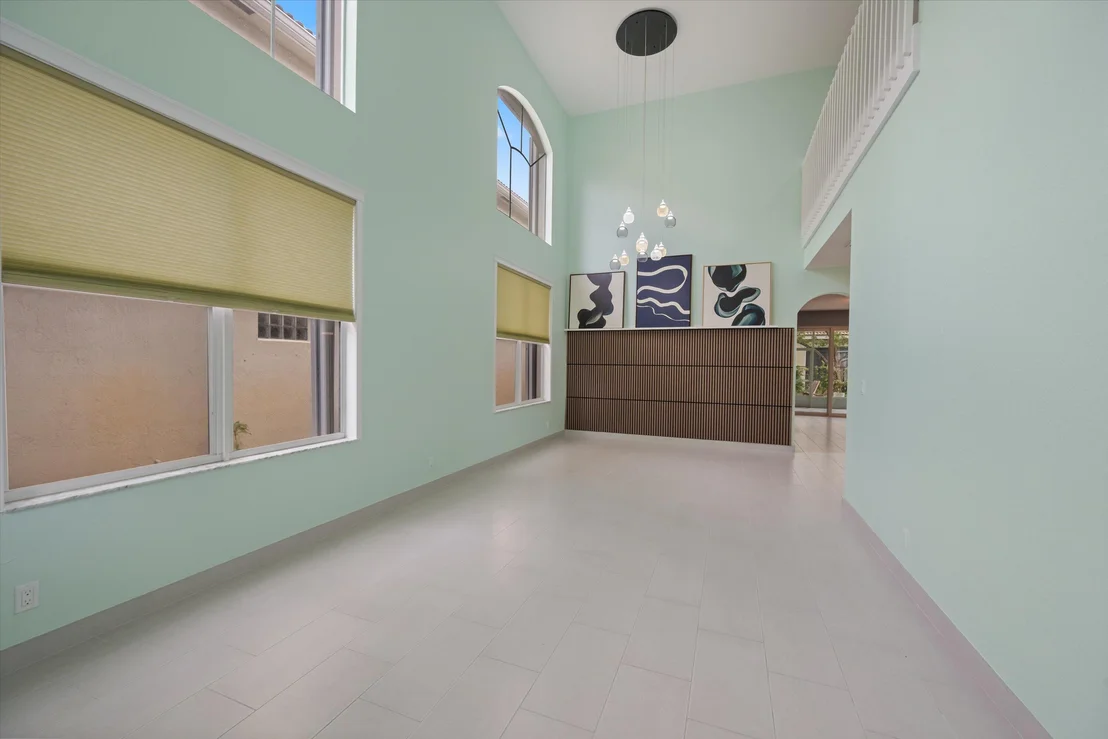 Photo of 1222 Rose Gate Boulevard