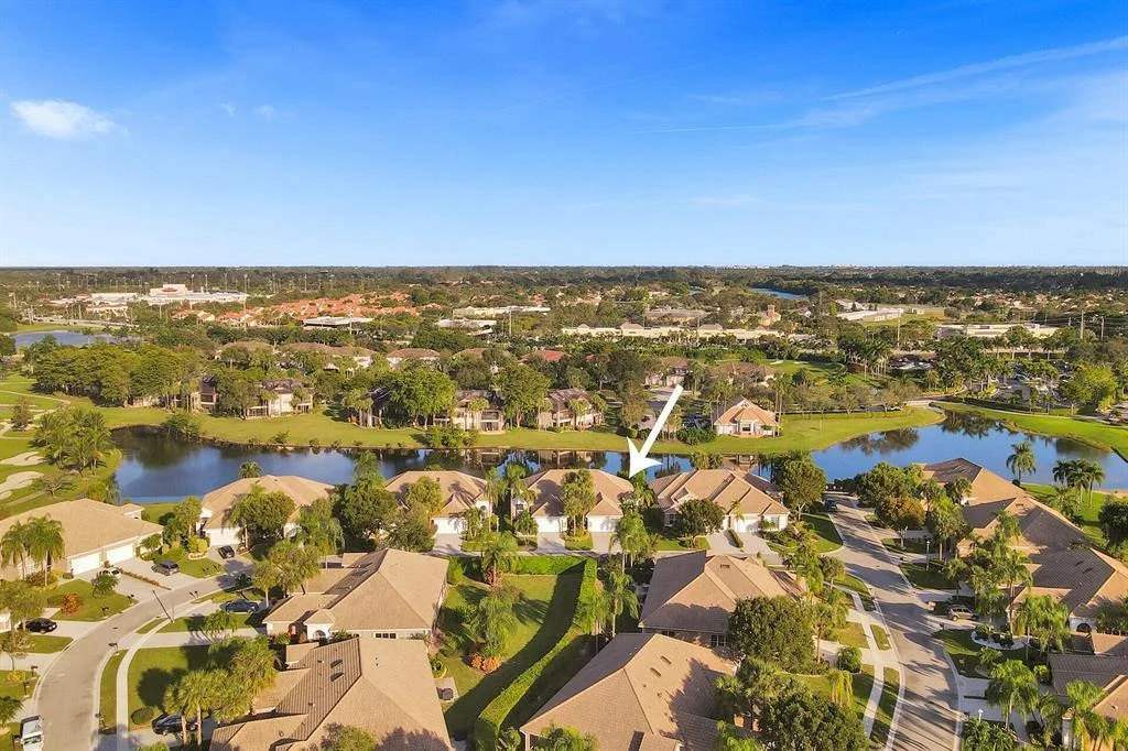 Photo of 6867 Cairnwell Drive