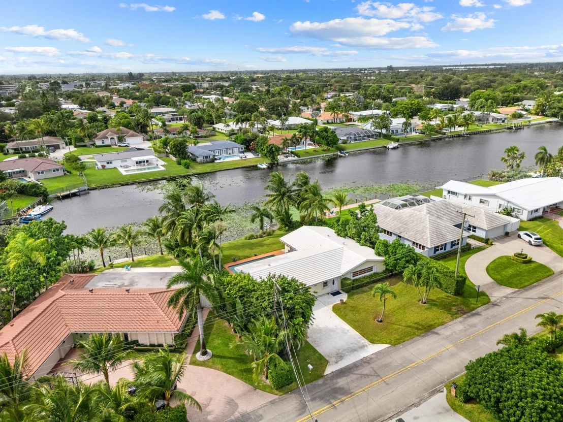 Photo of 8415 Pine Tree Lane