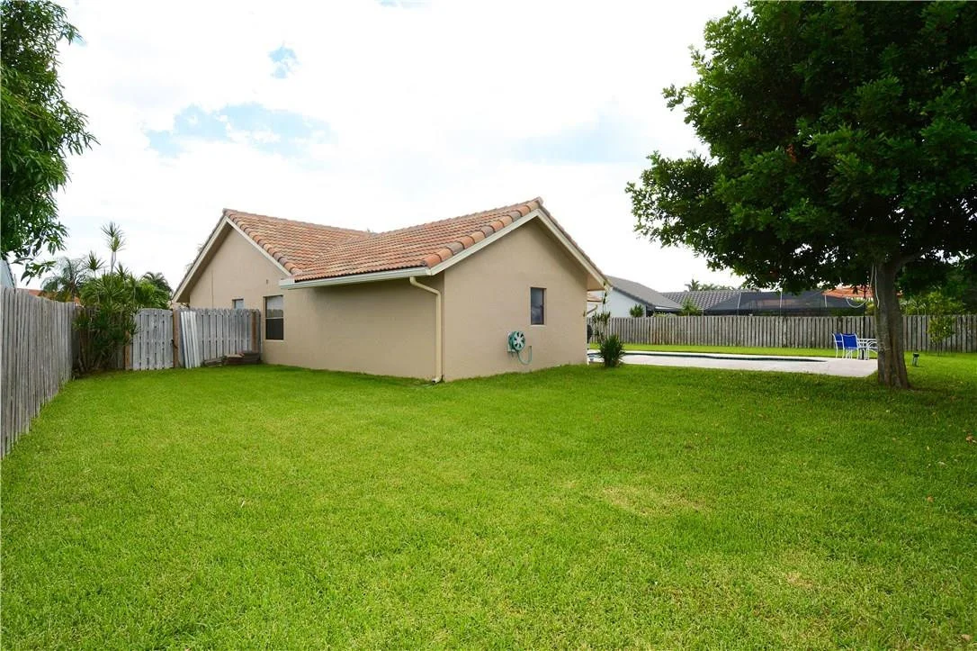 Photo of 9363 Laurel Green Drive