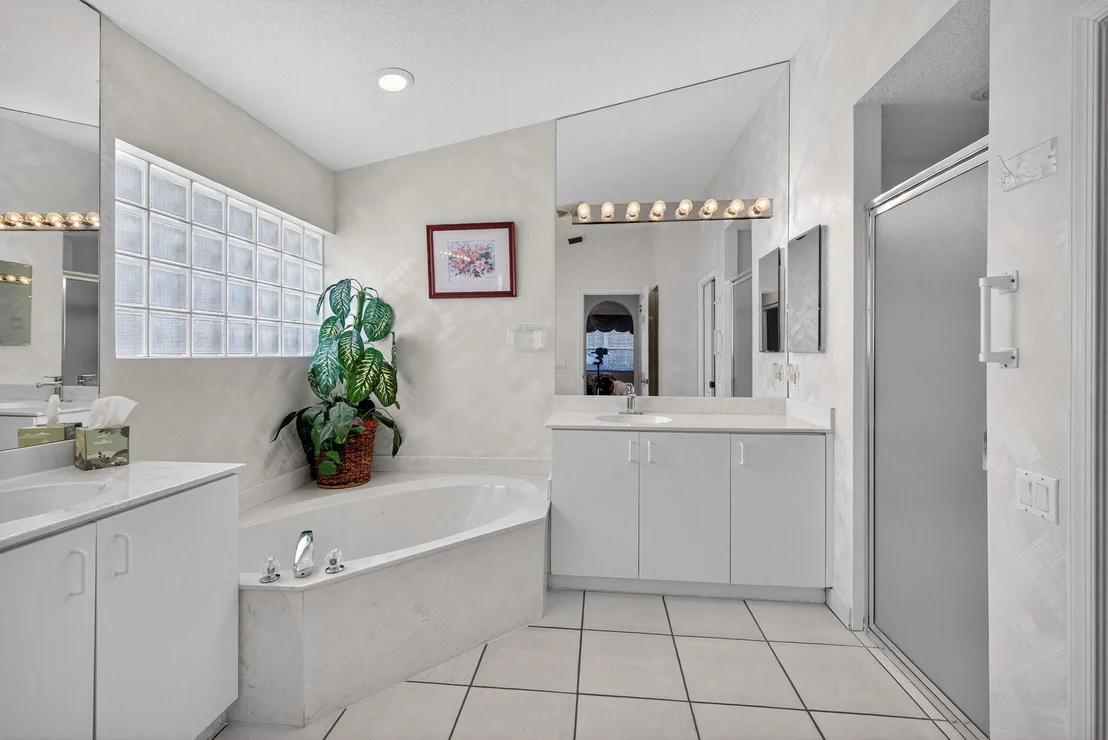 Photo of 6679 Sherbrook Drive