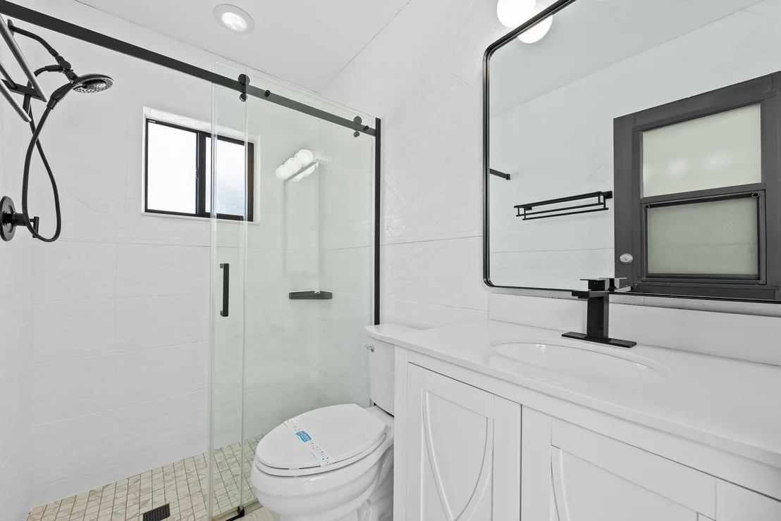 Photo of 581 SE 5th Avenue