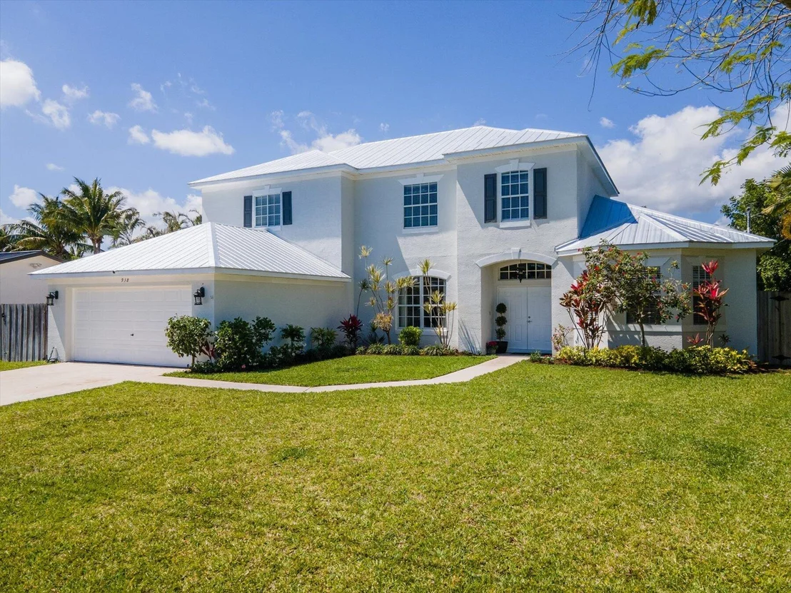 Photo of 938 Marlin Drive