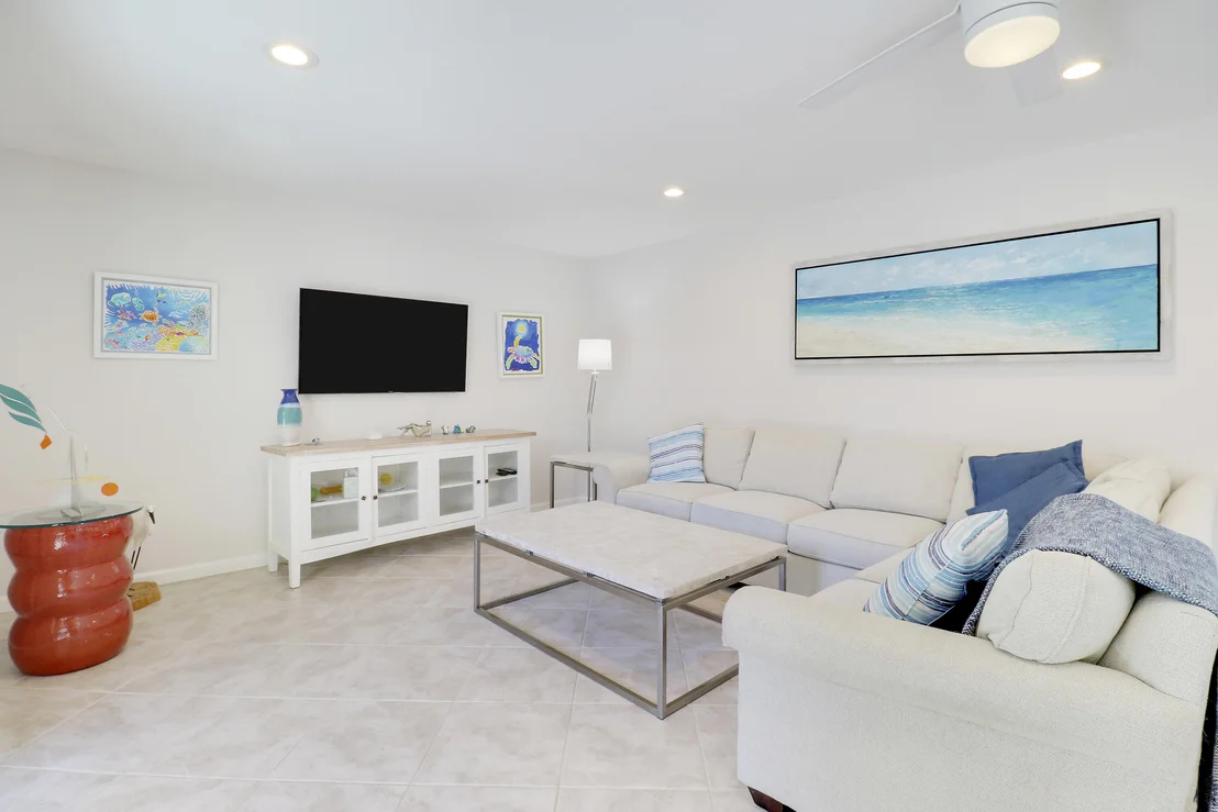 Photo of Unit 5A at 1420 Ocean Way