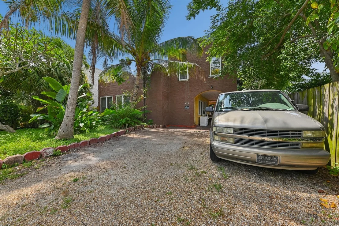Photo of 428 El Prado