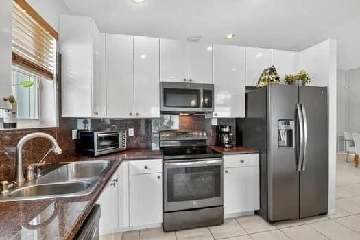 Photo of 10299 Utopia Circle W