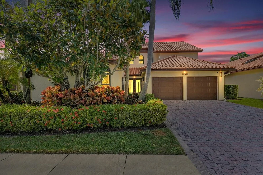 Photo of 22573 Esplanada Drive