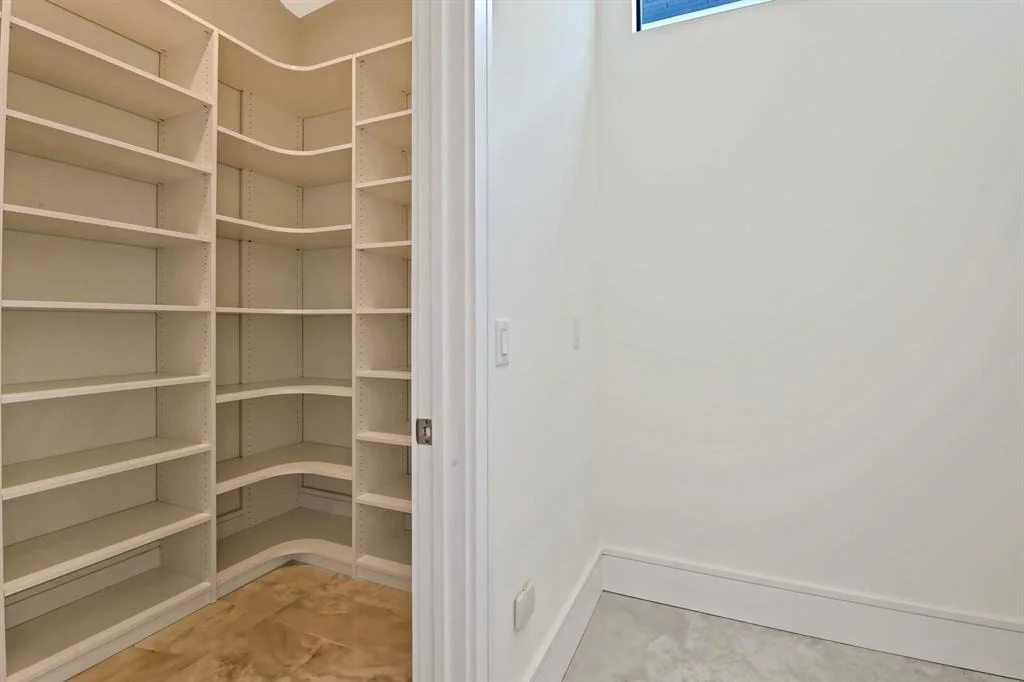 Photo of 960 Banyan Drive