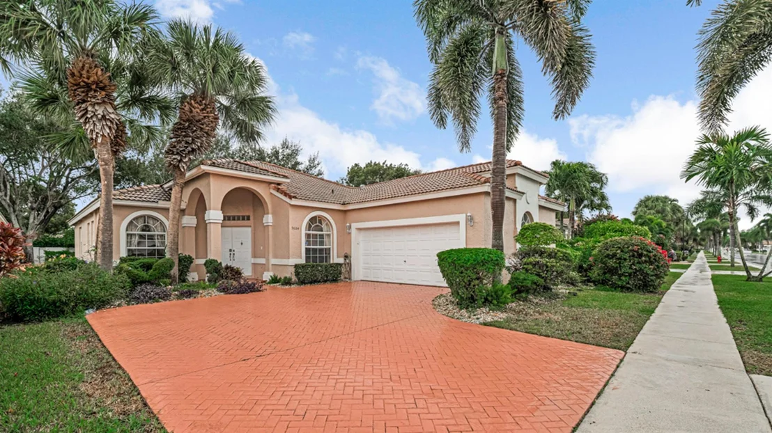 Photo of 9684 Arbor View Drive N