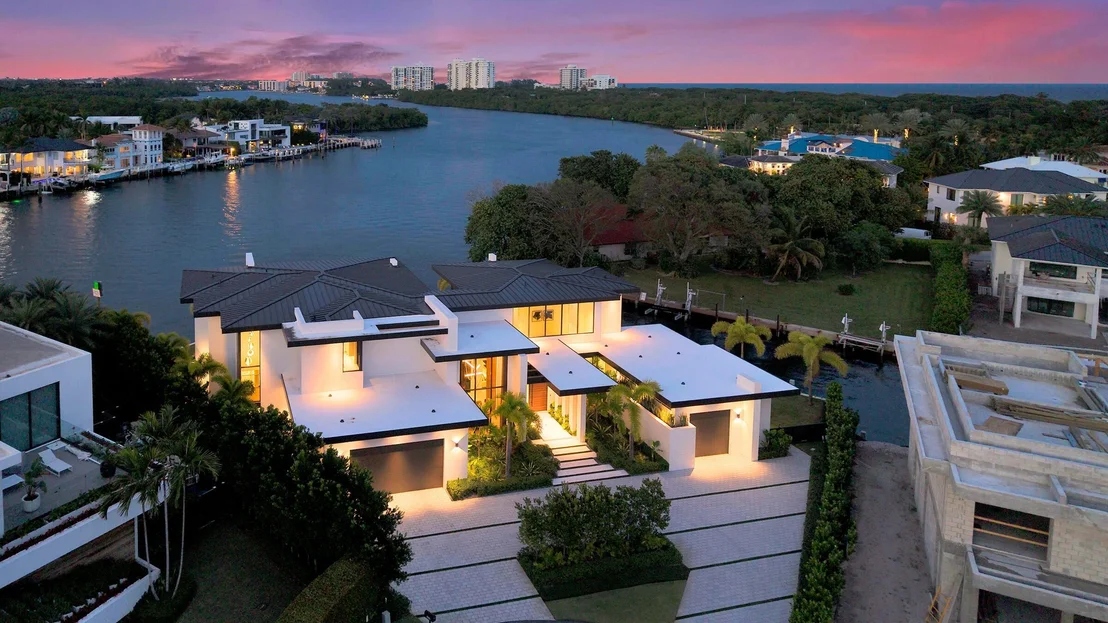 Photo of 829 Orchid Drive