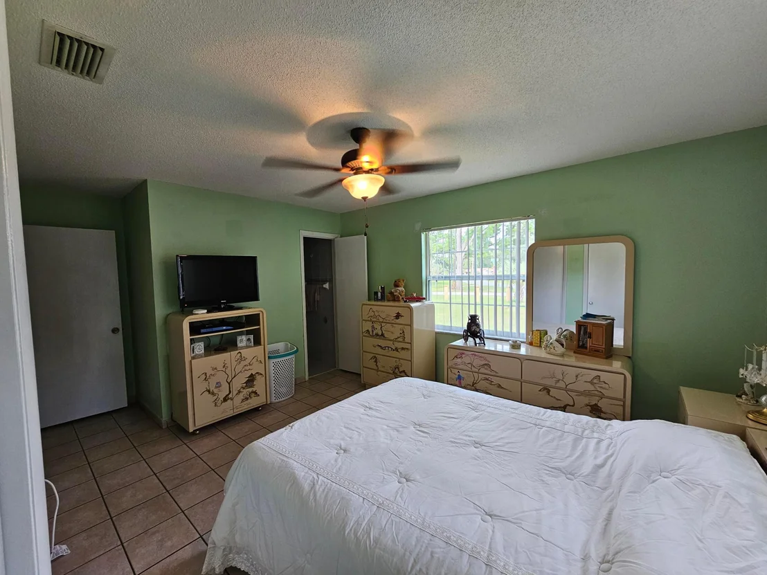 Photo of 474 Lake Road