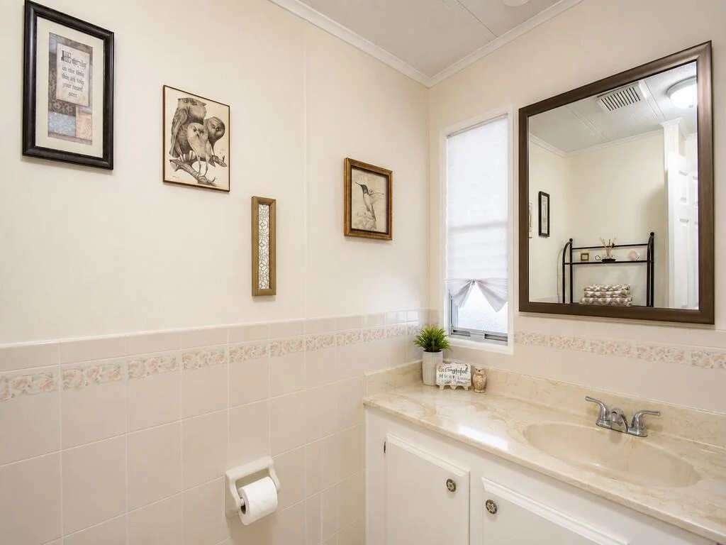 Photo of 174 NE Emerald Drive
