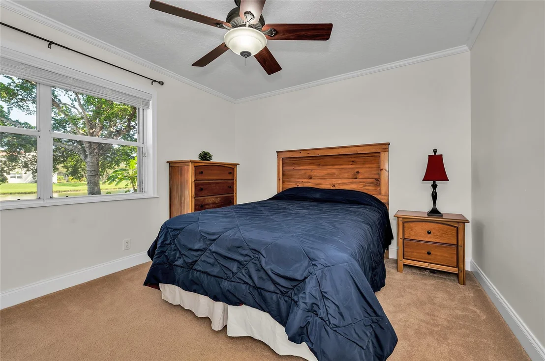 Photo of 1615 Lakeshore Circle