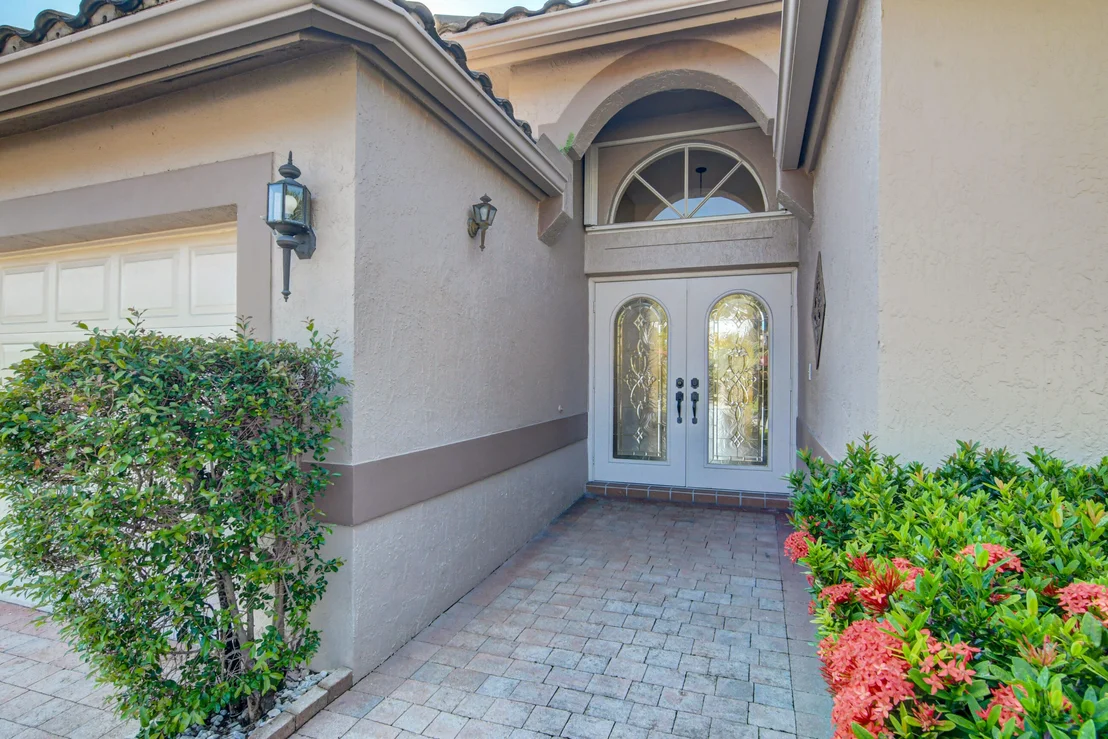 Photo of 6608 Sherbrook Drive