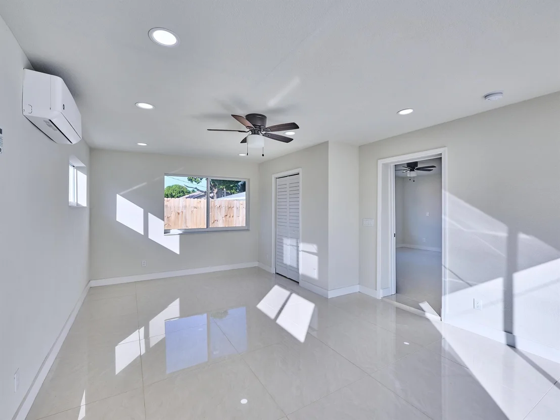 Photo of 168 SE 27th Place
