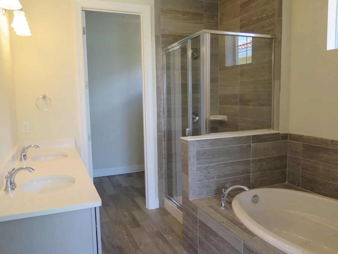 Photo of 1072 Community Drive