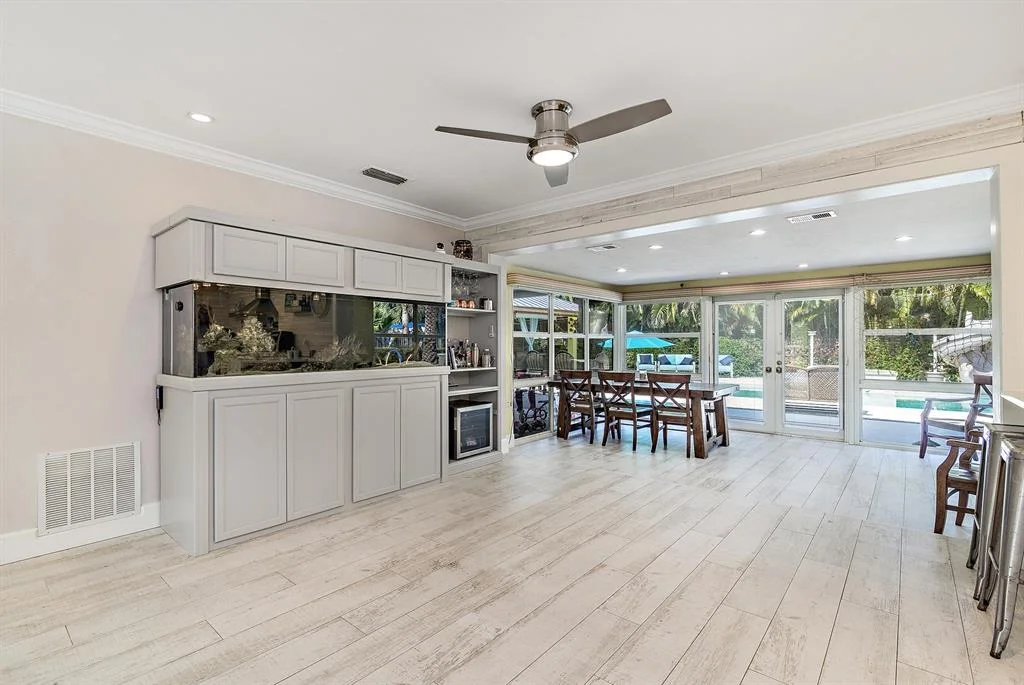 Photo of 657 Fairwind Drive