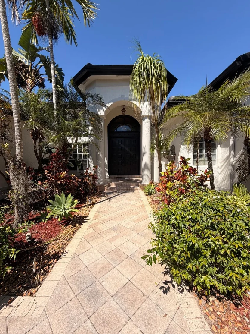 Photo of 3309 Bradenham Lane
