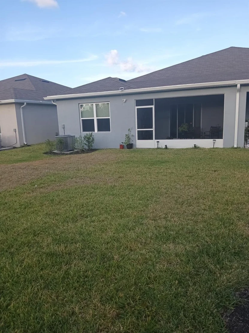 Photo of 327 Raspberry Road