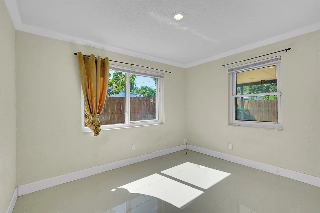 Photo of 3111 NE 11th Terrace