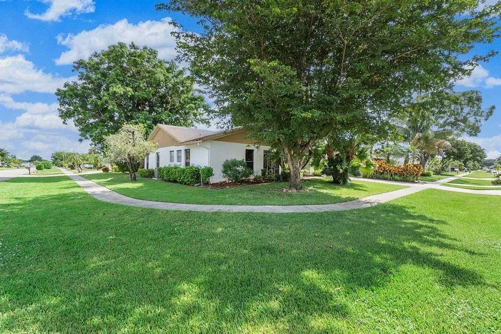 Photo of 6355 Timberlakes Way