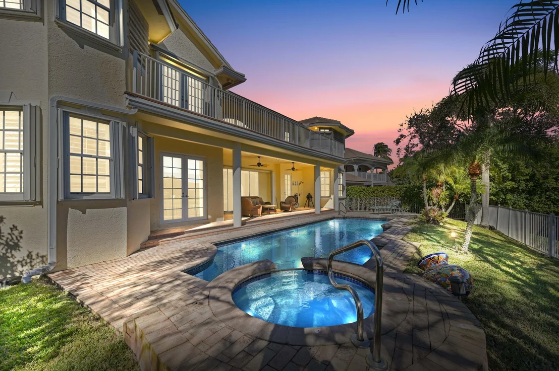 Photo of 8817 SE Compass Island Way