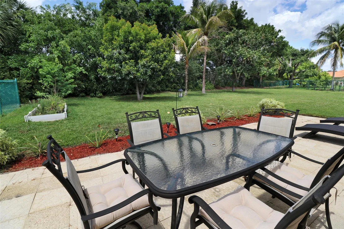 Photo of 1160 Rialto Drive