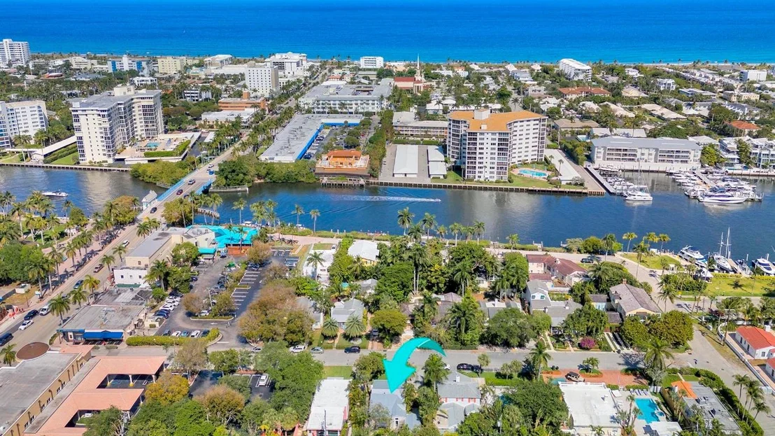 Photo of 42 Palm Square