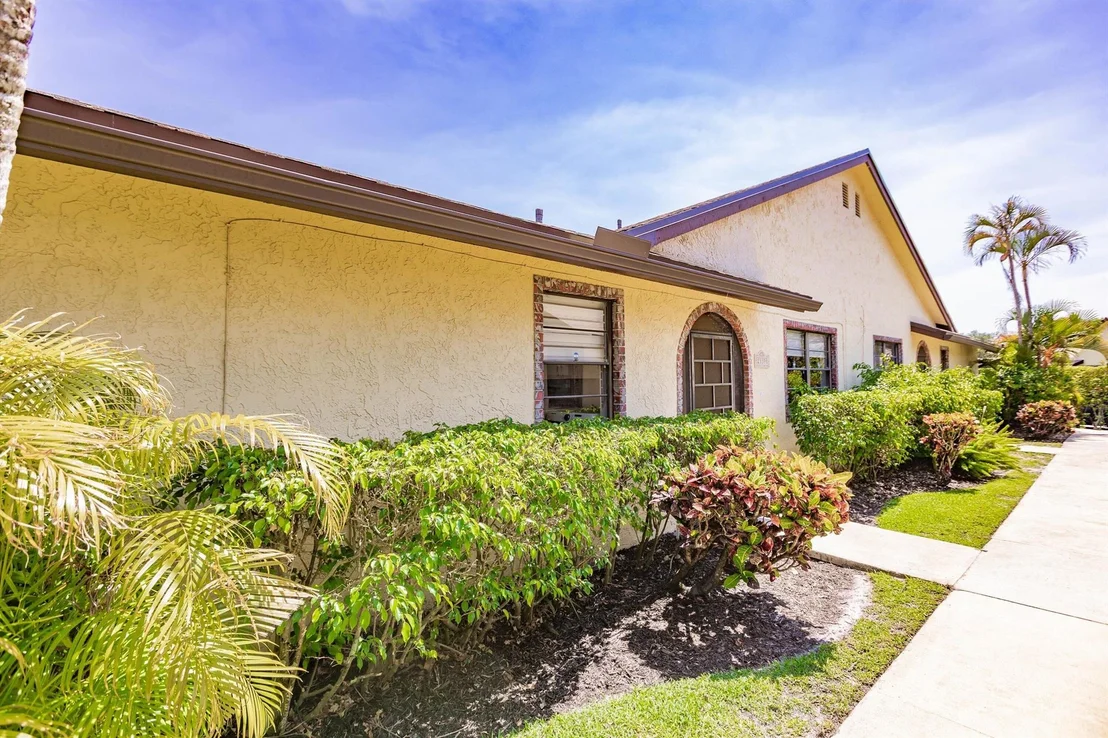 Photo of 23398 Barlake Drive