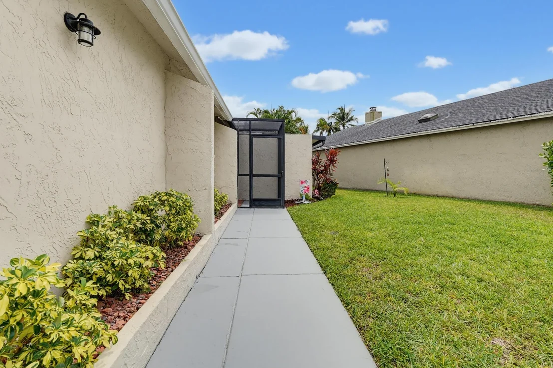 Photo of 9123 PINE SPRINGS Drive