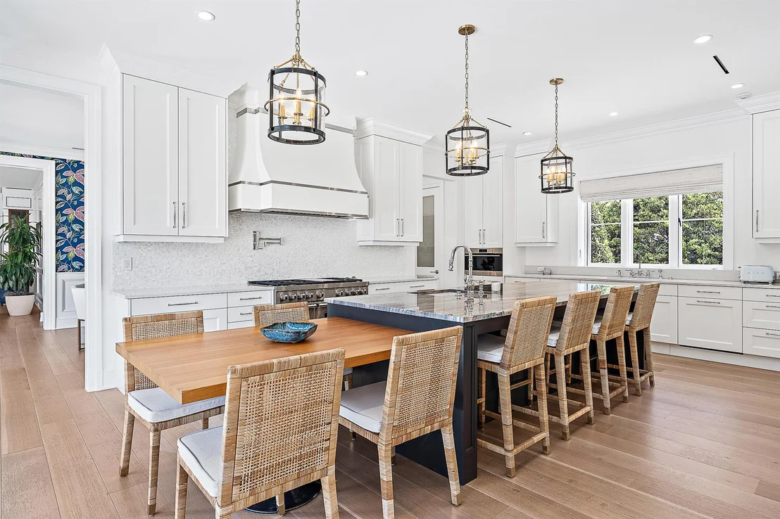 Photo of 145 Commodore Drive
