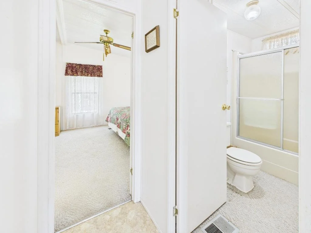 Photo of 2001 SE 27th Street