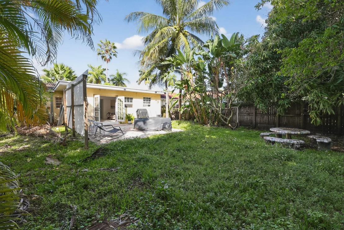 Photo of 2131 Biarritz Drive