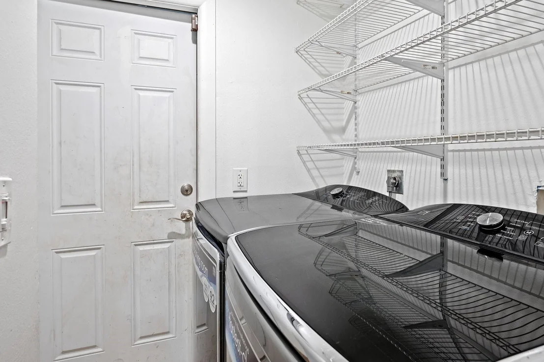 Photo of 41 W Palm Drive
