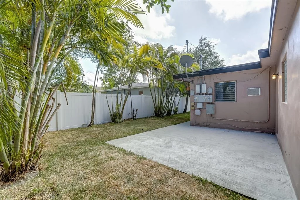 Photo of Unit 12 at 809 Phippen Road