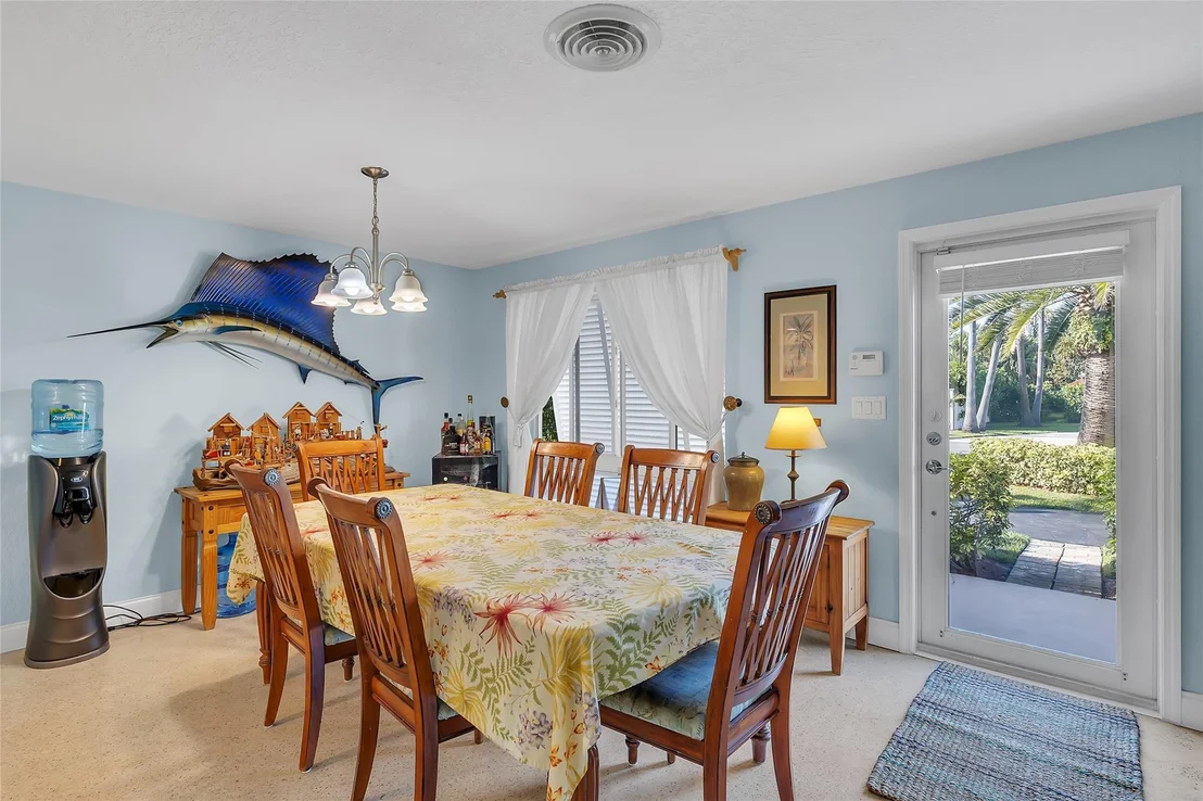 Photo of 3404 Barton Road