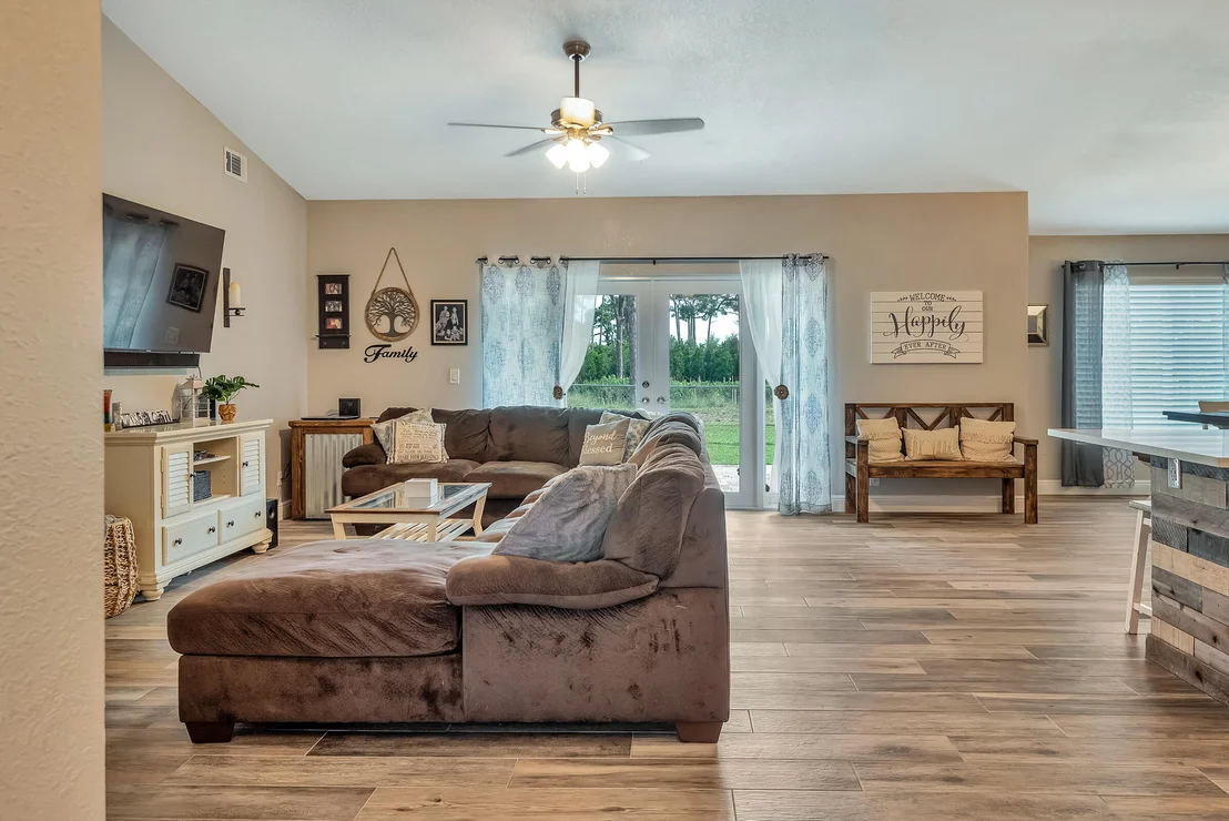 Photo of 5161 Rosen Boulevard