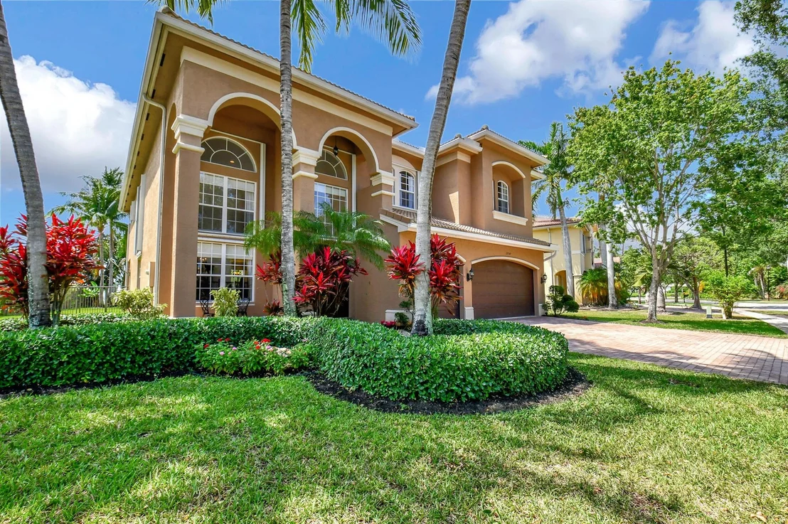 Photo of 10749 Castle Oak Drive