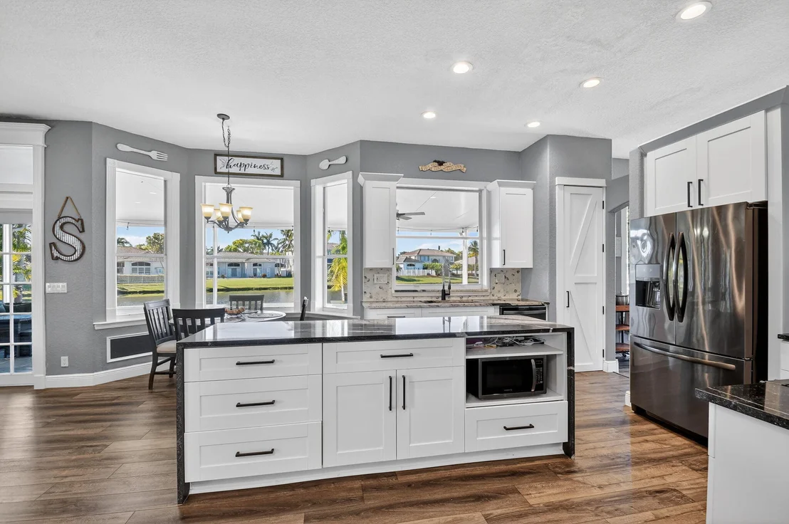 Photo of 5947 Bay Hill Circle