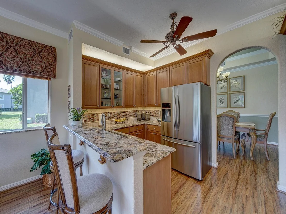 Photo of Unit 103 at 7811 Exeter Boulevard