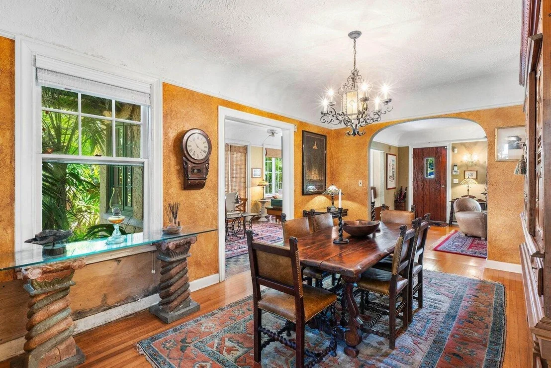 Photo of 739 Sunset Road