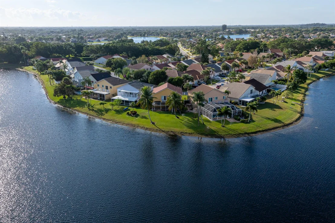 Photo of 7337 Shell Ridge Terrace