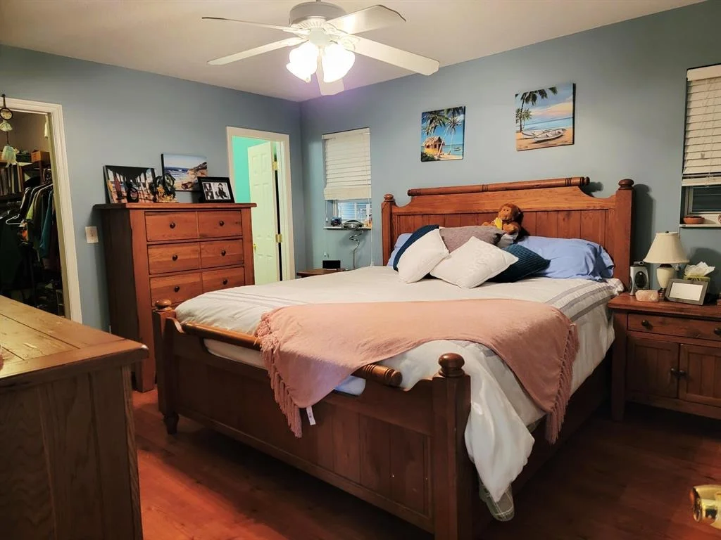 Photo of 109 W Pine Tree Avenue