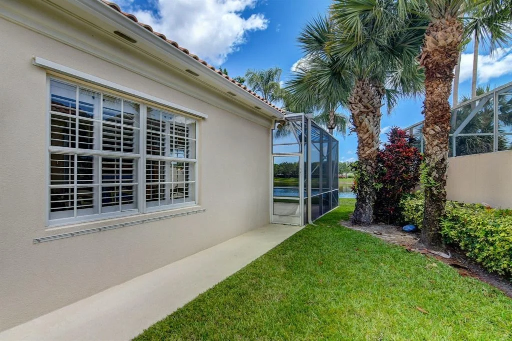 Photo of 2065 Valencia Drive