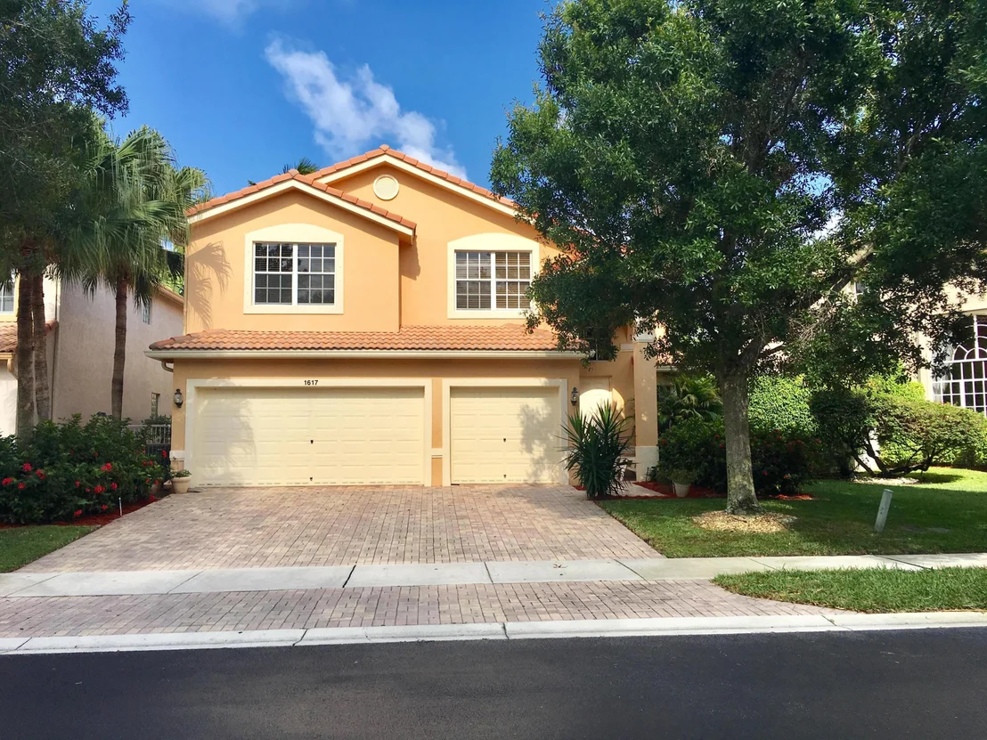 Photo of 1617 W Classical Boulevard