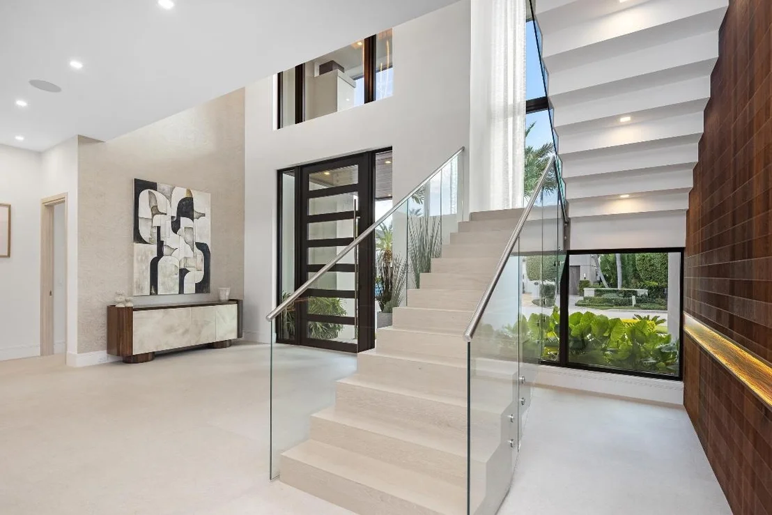 Photo of 2498 Queen Palm Road