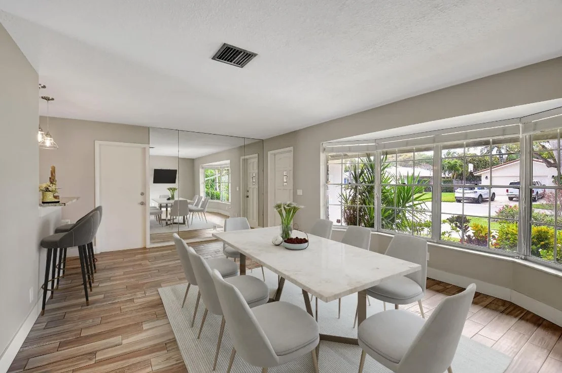 Photo of 625 Sunshine Drive